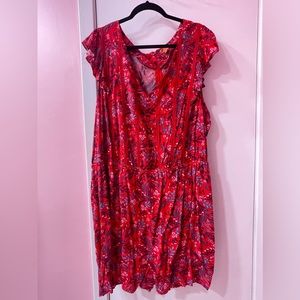 Plus size red/multi-color print romper (3x)